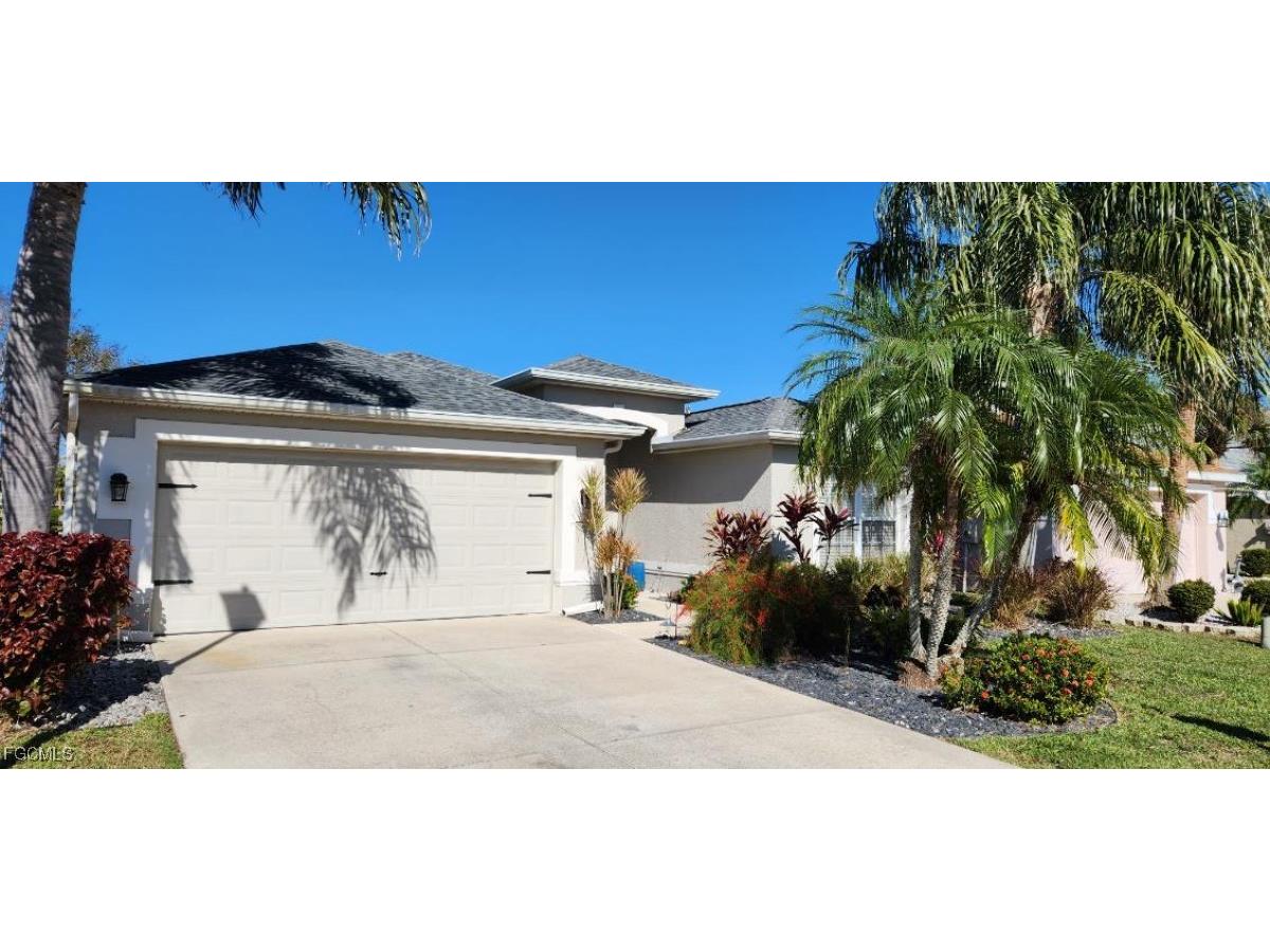 8884 Cedar Hollow Drive Fort Myers FL 33912 2025017958 image2