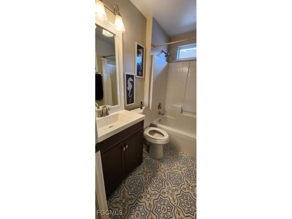 8884 Cedar Hollow Drive Fort Myers FL 33912 2025017958 image26