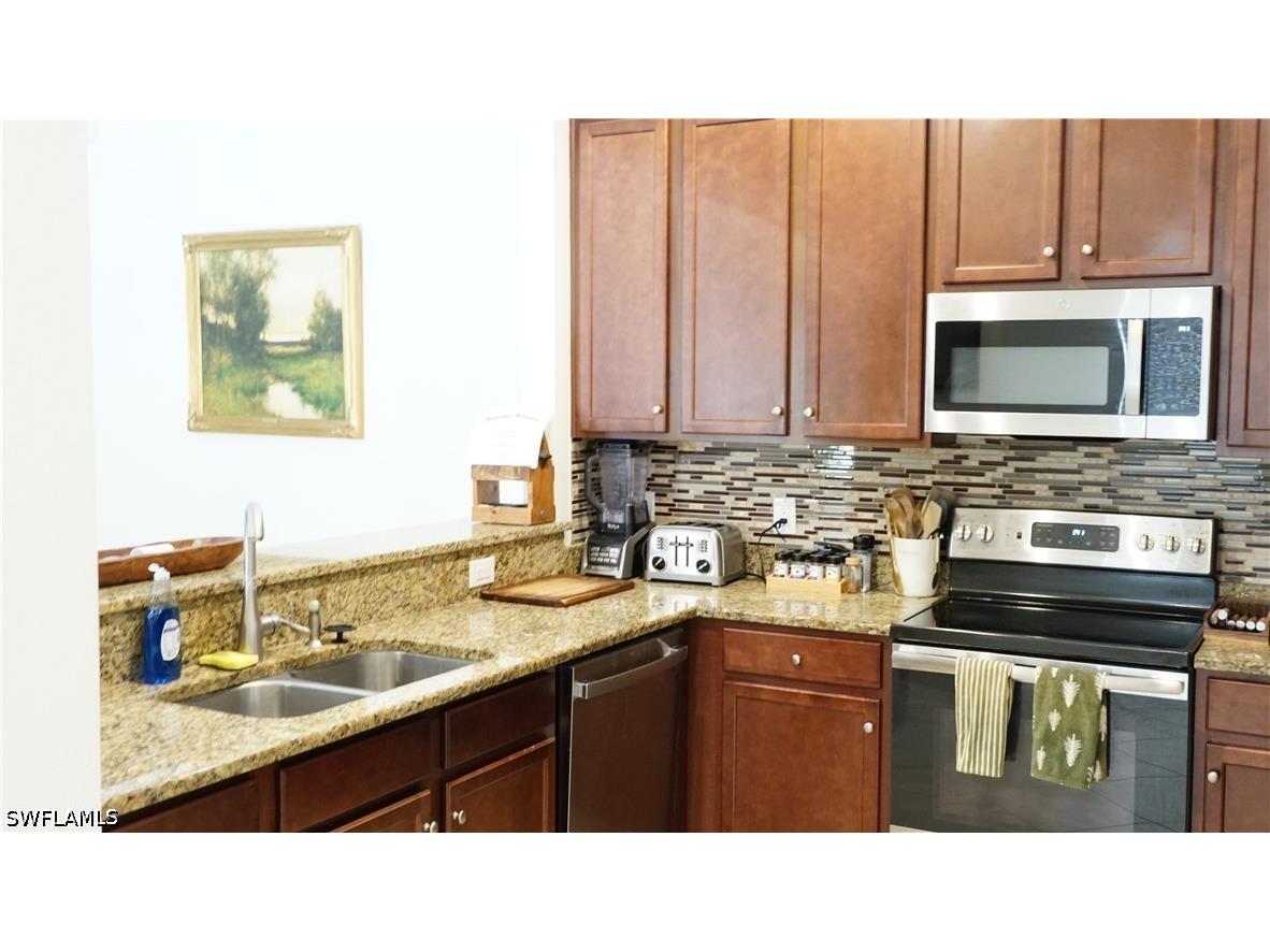 8884 Via Isola Court Fort Myers FL 33966 226016520 image6