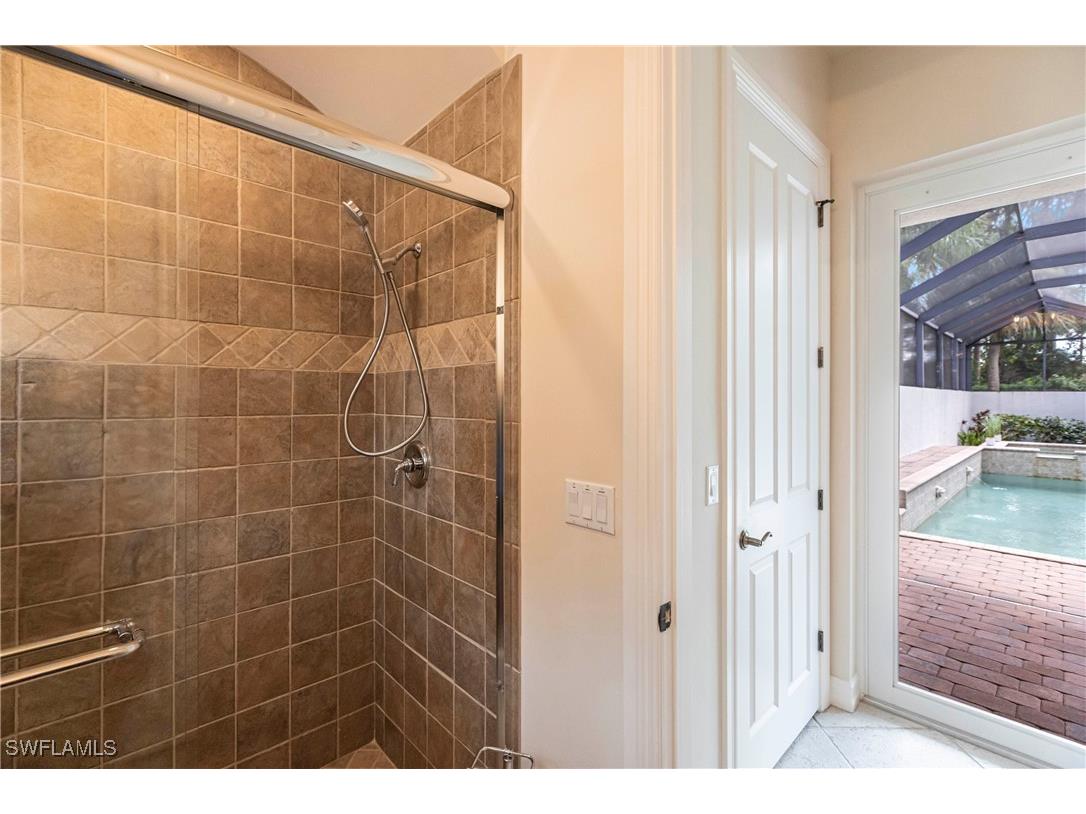 8886 Shenendoah Circle Naples FL 34113 225064867 image19