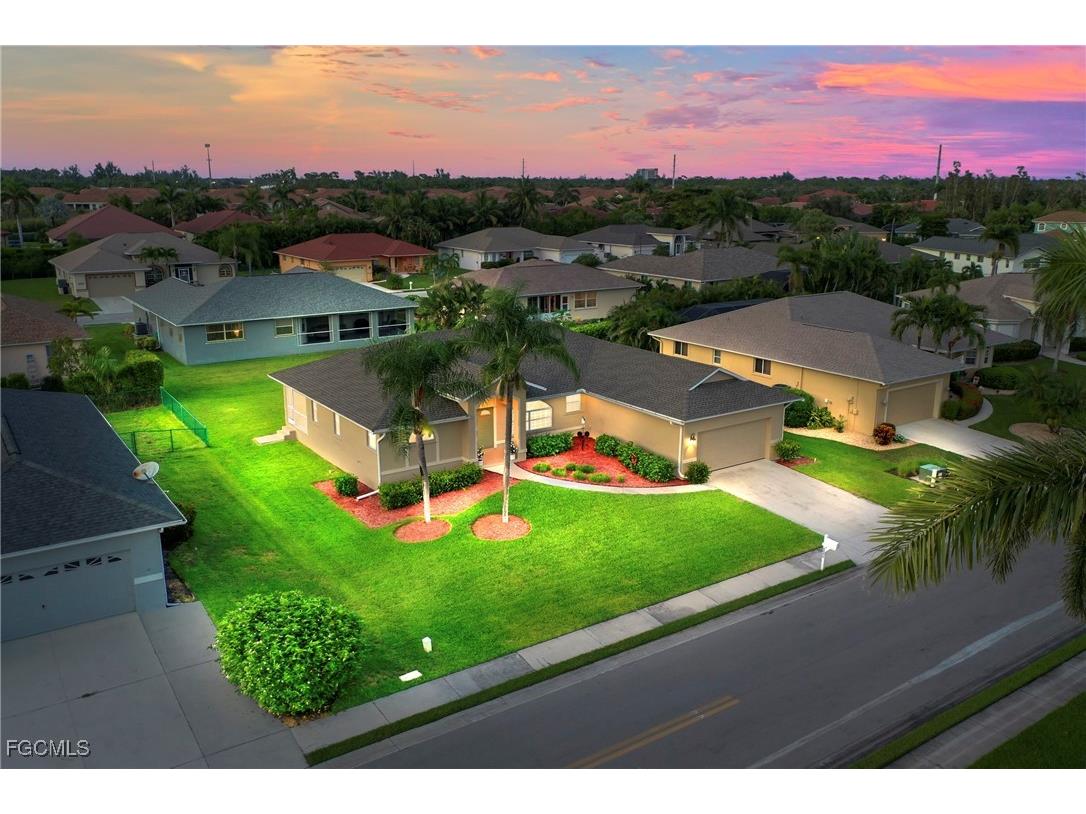 8886 Staghorn Way Fort Myers FL 33908 2025009075 image2