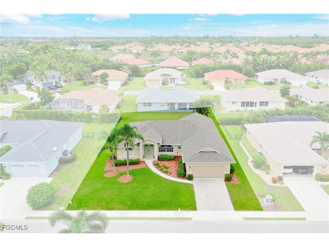 8886 Staghorn Way Fort Myers FL 33908 2025009075 image3