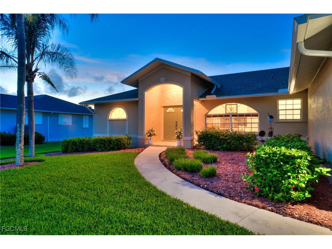 8886 Staghorn Way Fort Myers FL 33908 2025009075 image6