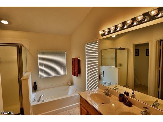 8887 Falcon Pointe Loop Fort Myers FL 33912 2026015316 image7