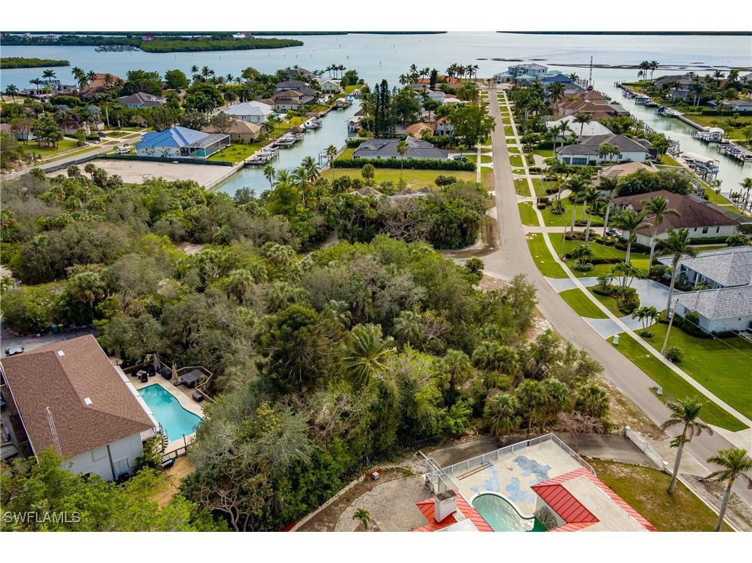 889 Scott Drive Marco Island FL 34145 226003176 image8