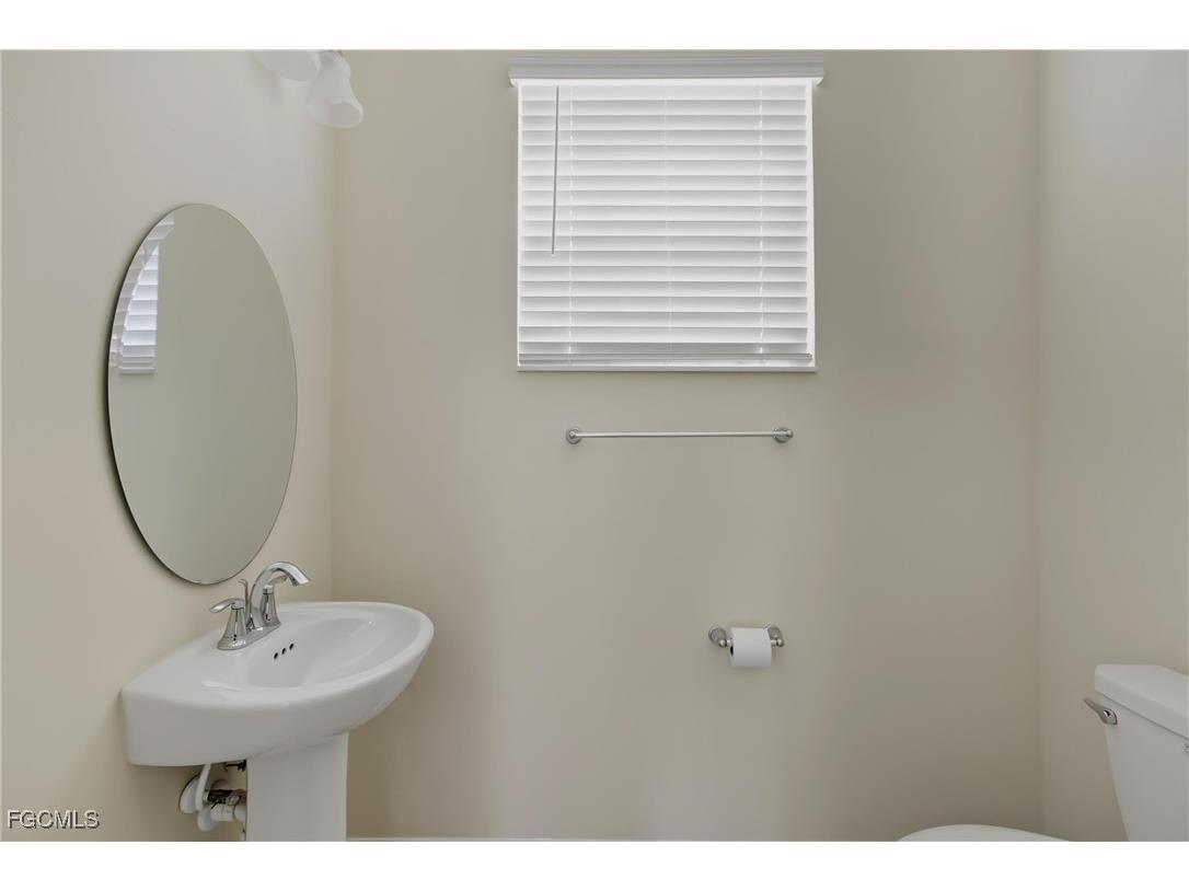 8895 Via Isola Court Fort Myers FL 33966 2025025119 image20