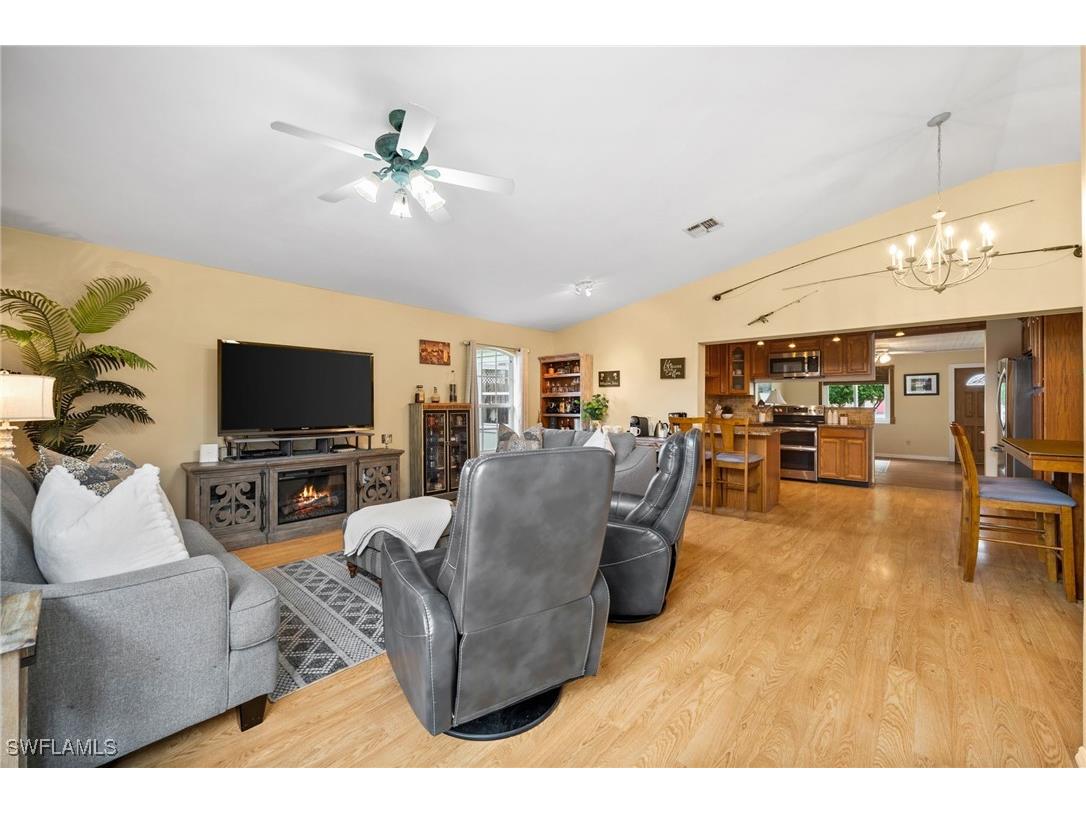 89 8th Street Bonita Springs FL 34134 225073163 image15