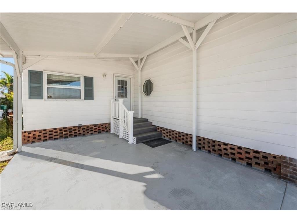 89 Pacific Way #89 Naples FL 34104 225078552 image2