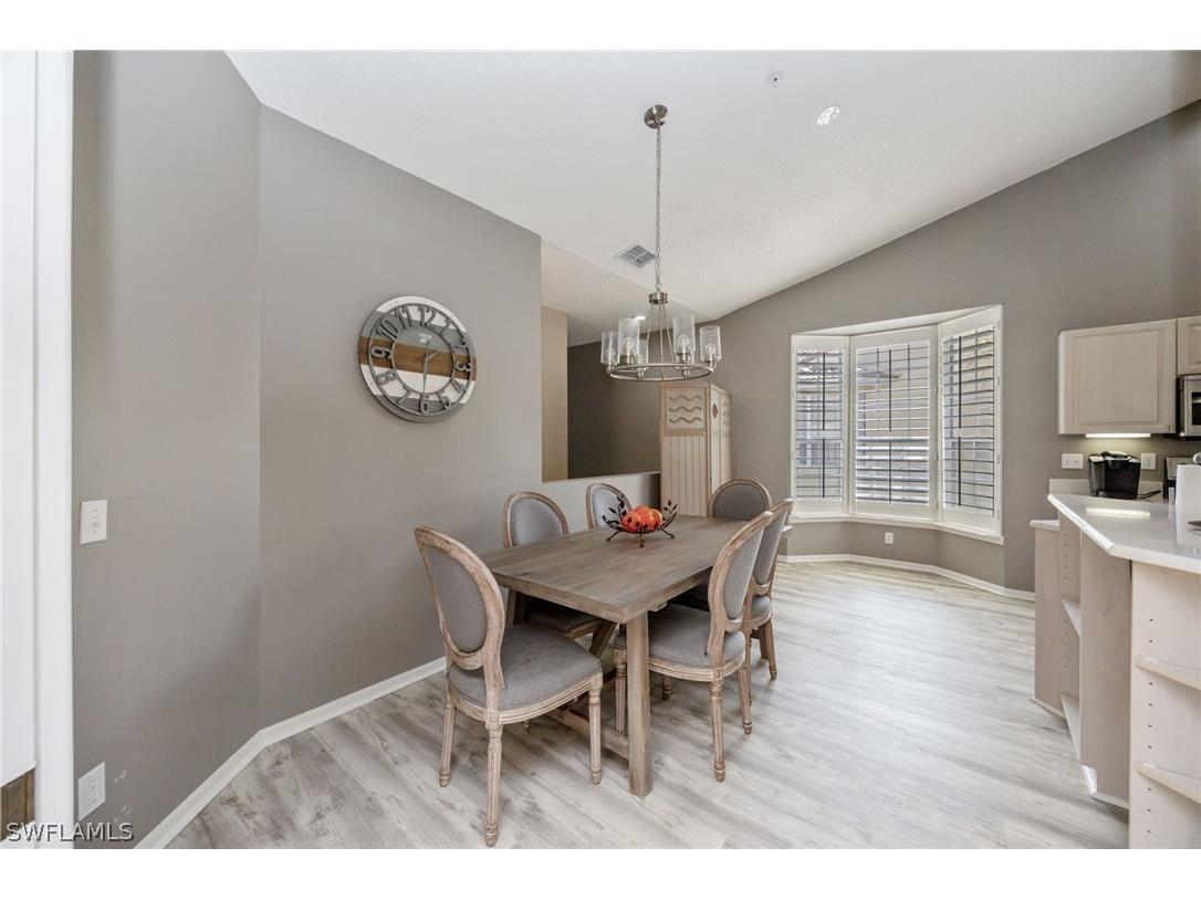 89 Silver Oaks Circle #5-201 Naples FL 34119 226010811 image9