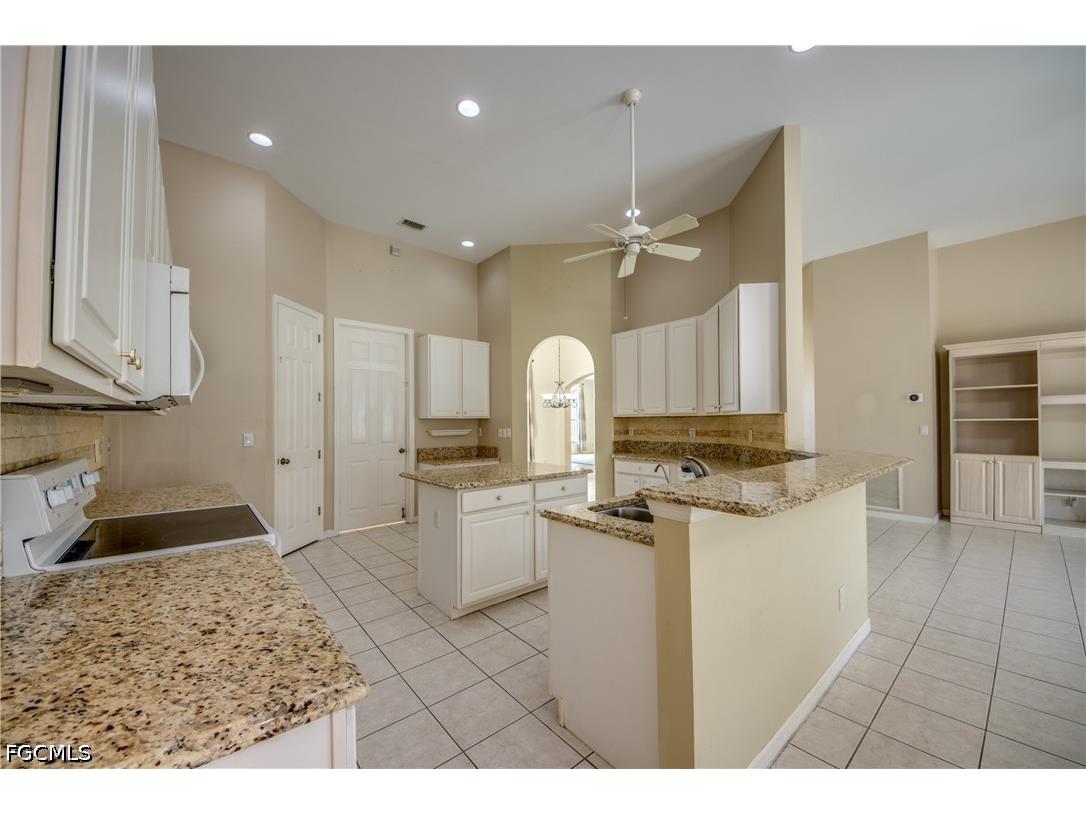 8904 Baytowne Loop Fort Myers FL 33908 2026025657 image14