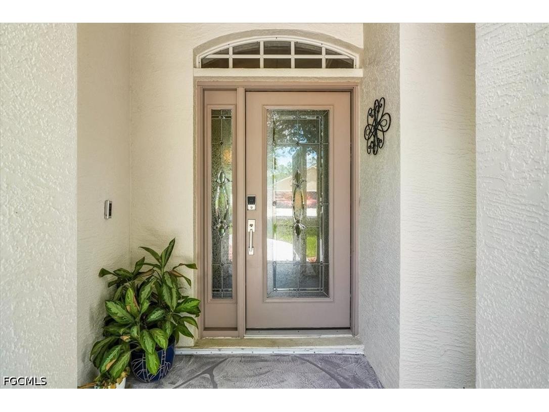 8905 Cypress Preserve Place Fort Myers FL 33912 2026028889 image4