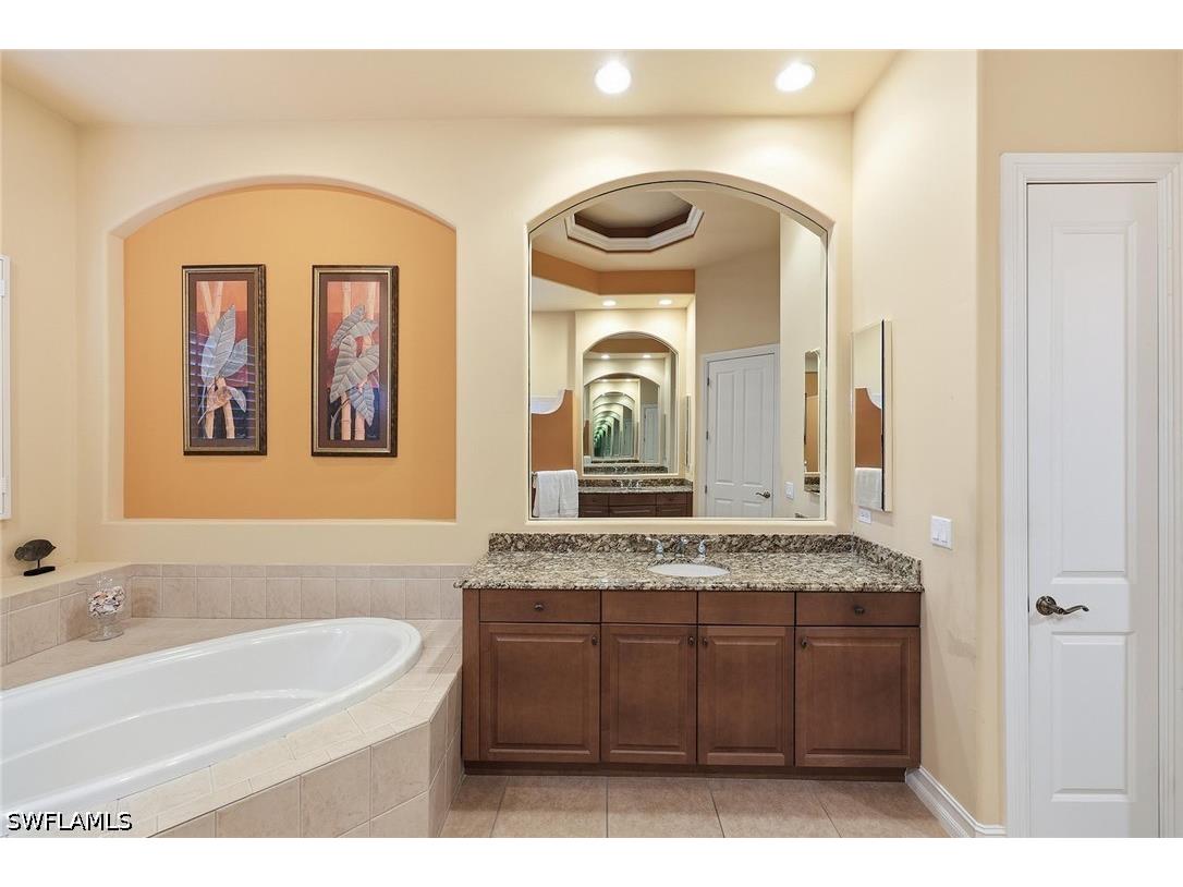 8907 Shenendoah Circle Naples FL 34113 226015857 image23