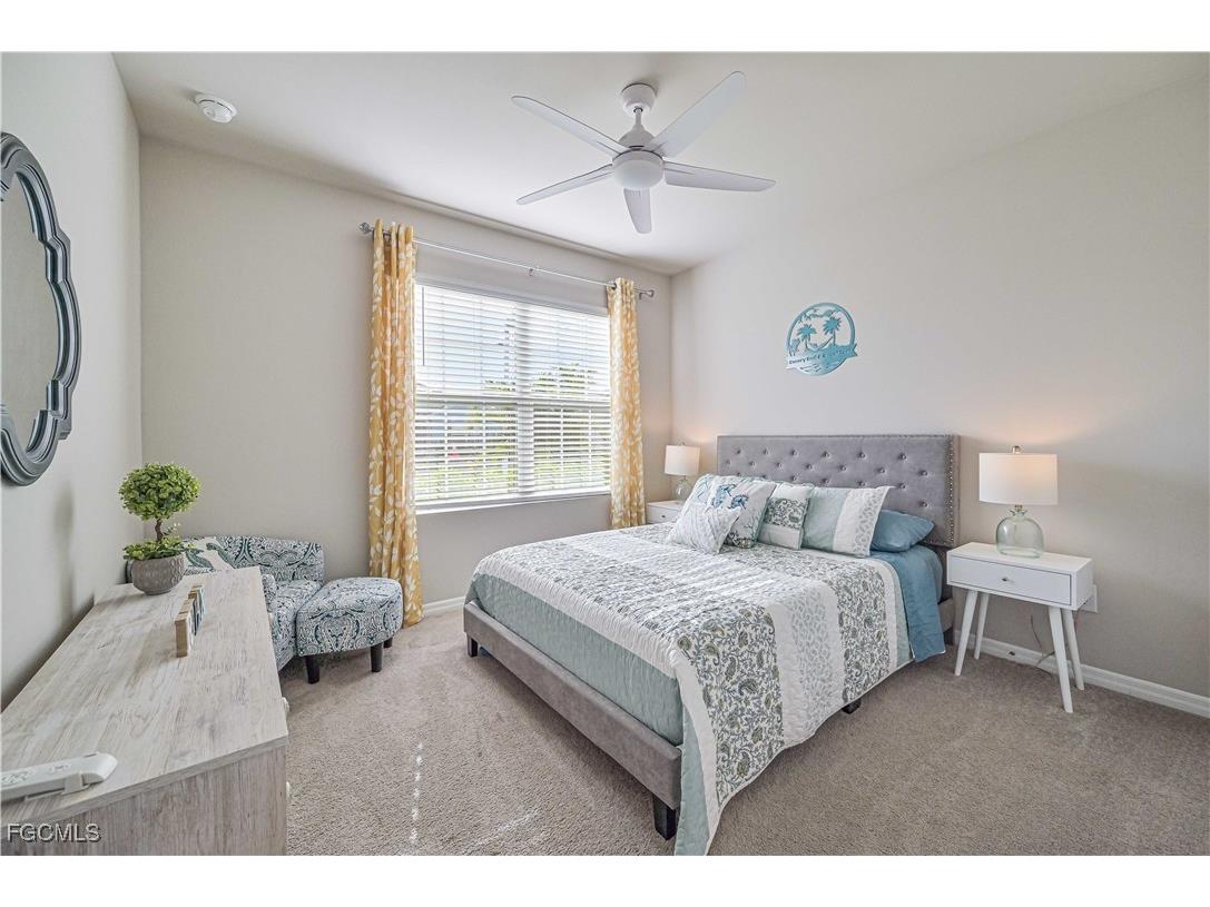 8908 Cascade Price Circle North Fort Myers FL 33917 2025005394 image26