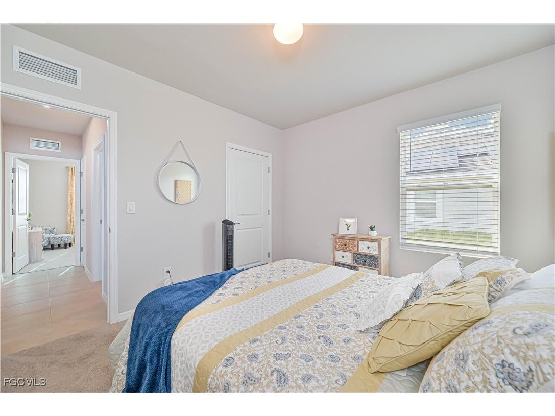 8908 Cascade Price Circle North Fort Myers FL 33917 2025005394 image30