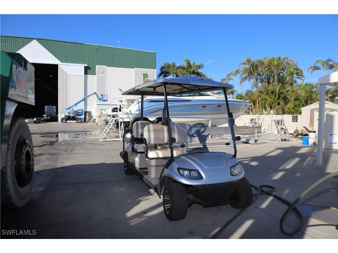 891 10th Street S Naples FL 34102 225069219 image10