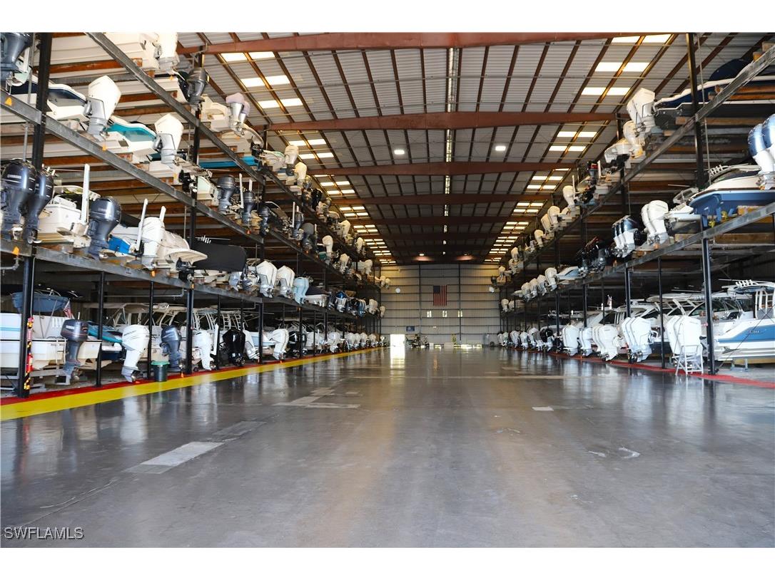 891 10th Street S Naples FL 34102 225069219 image3