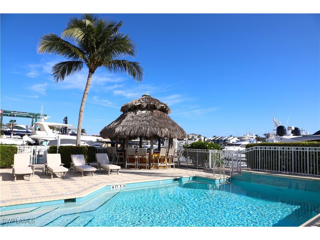 891 10th Street S Naples FL 34102 225069219 image9