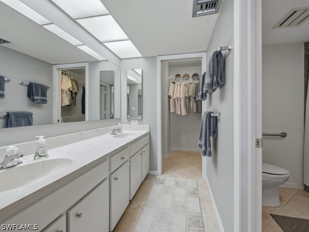 891 Huron Court #302 Marco Island FL 34145 226012959 image16