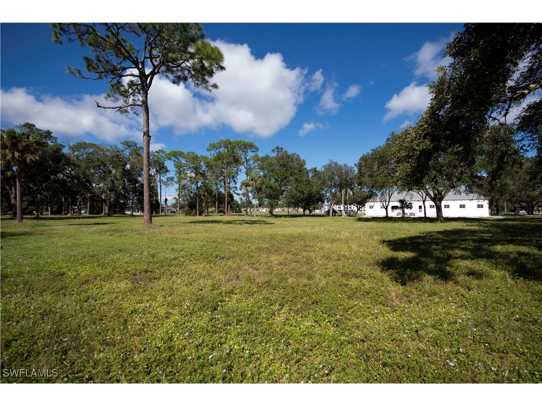 891 W Hickpochee Avenue Labelle FL 33935 224092250 image11