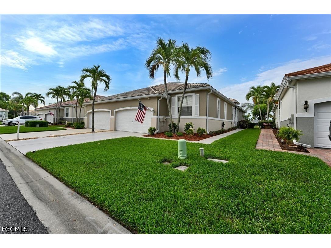 8911 Cranes Nest Court Fort Myers FL 33908 2026025699 image3