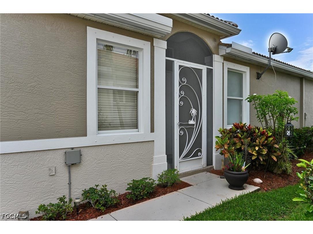 8911 Cranes Nest Court Fort Myers FL 33908 2026025699 image6