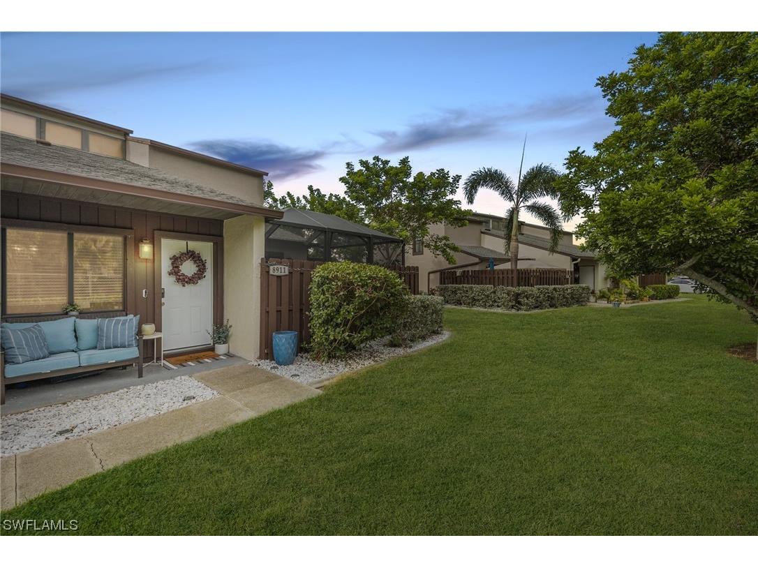 8911 Somerset Boulevard Fort Myers FL 33919 223055046 image1