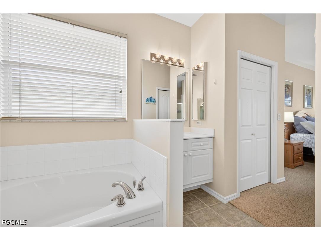8912 Wellington Lakes Court Fort Myers FL 33908 2026019277 image15