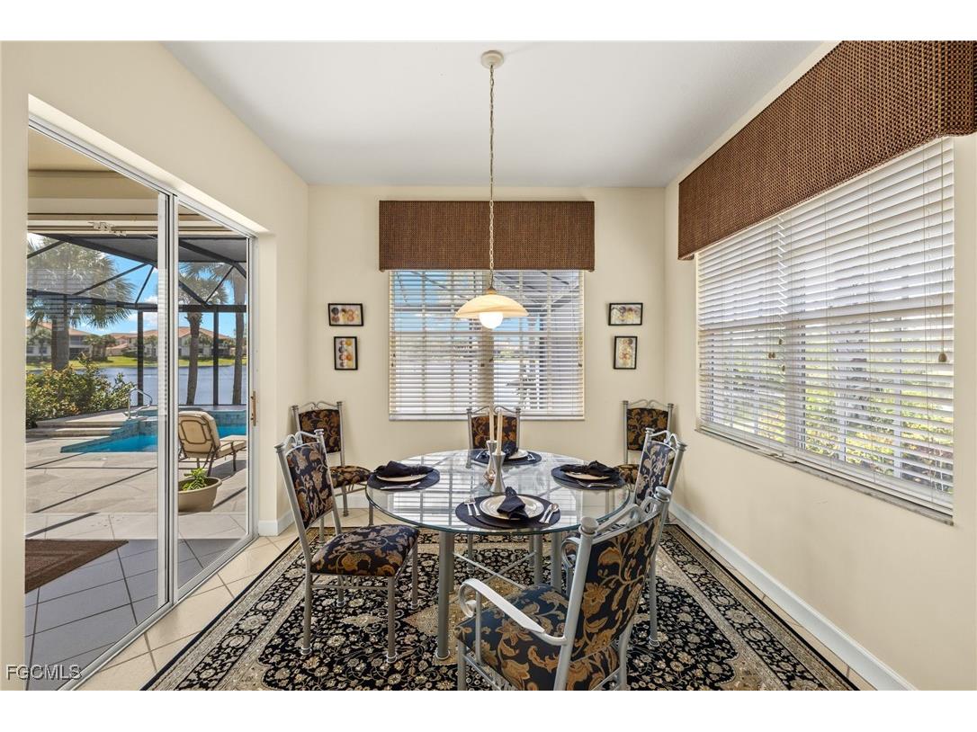 8913 Dartmoor Way Fort Myers FL 33908 2025016951 image10