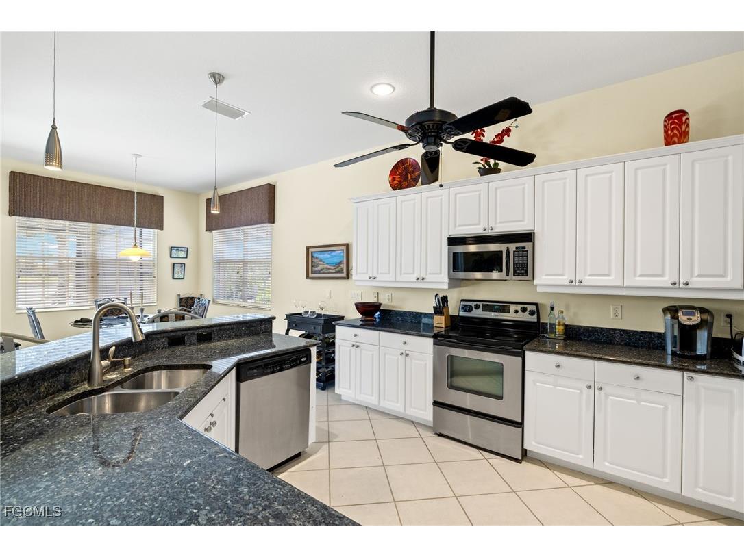 8913 Dartmoor Way Fort Myers FL 33908 2025016951 image16