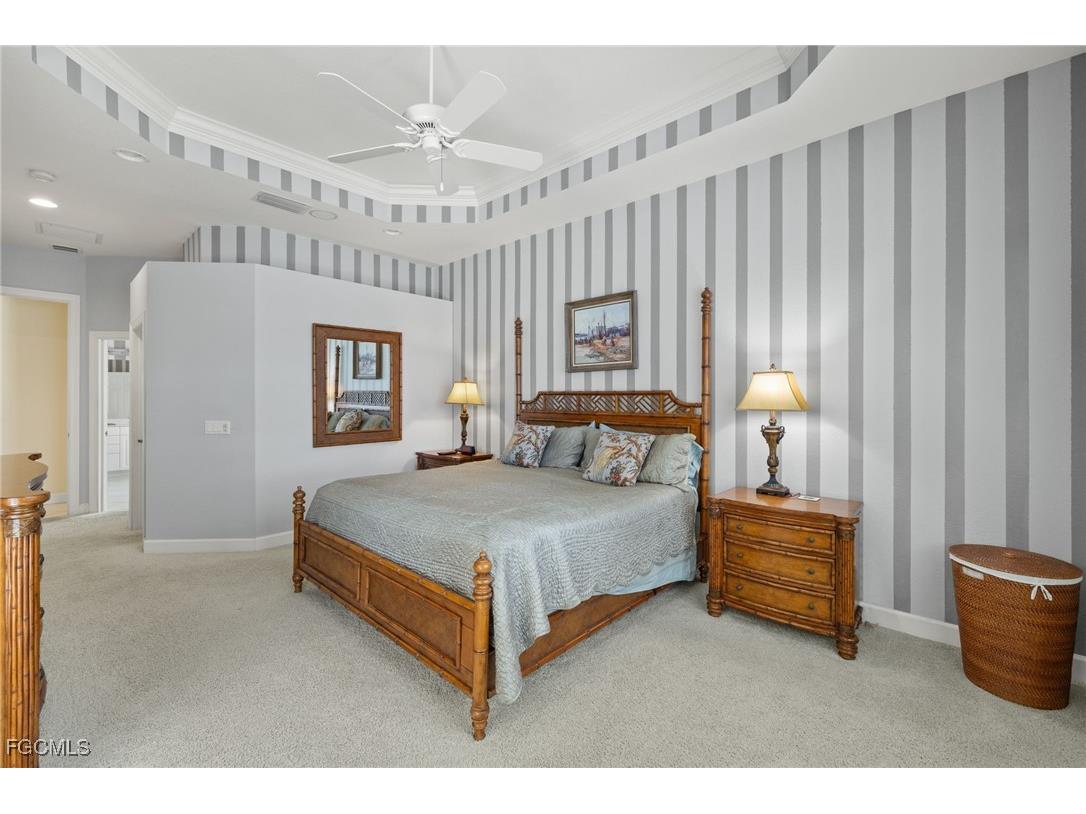 8913 Dartmoor Way Fort Myers FL 33908 2025016951 image18