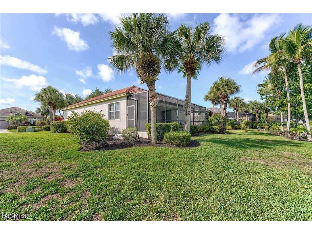 8916 Dartmoor Way Fort Myers FL 33908 2026019952 image32