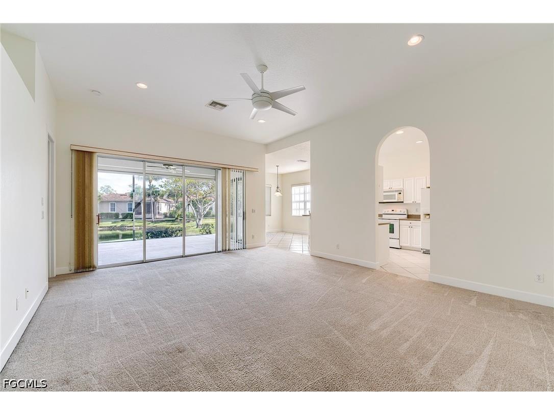 8916 Dartmoor Way Fort Myers FL 33908 2026019952 image7