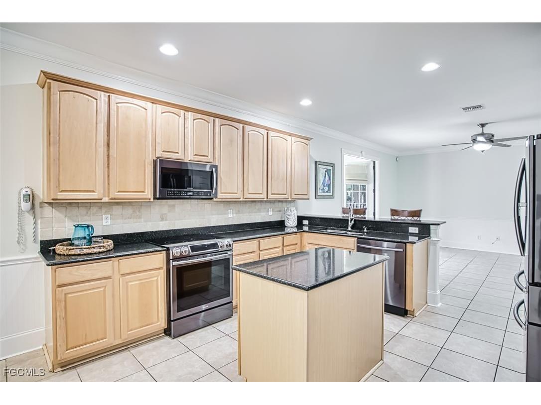 8916 Fawn Ridge Drive Fort Myers FL 33912 2025010315 image12