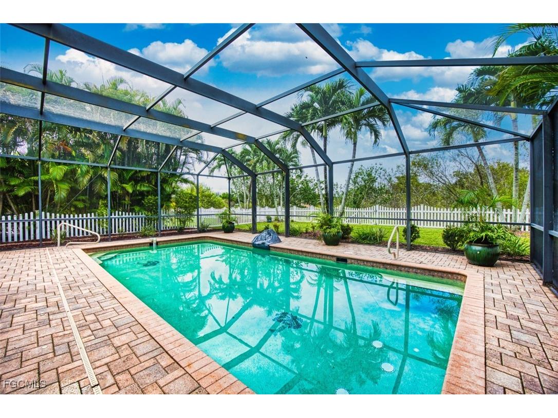 8916 Fawn Ridge Drive Fort Myers FL 33912 2025010315 image18