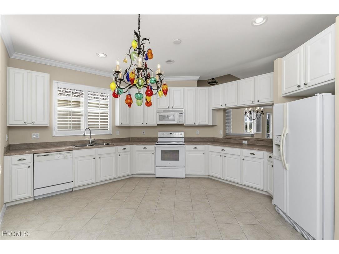 8917 Cranes Nest Court Fort Myers FL 33908 2025017549 image10