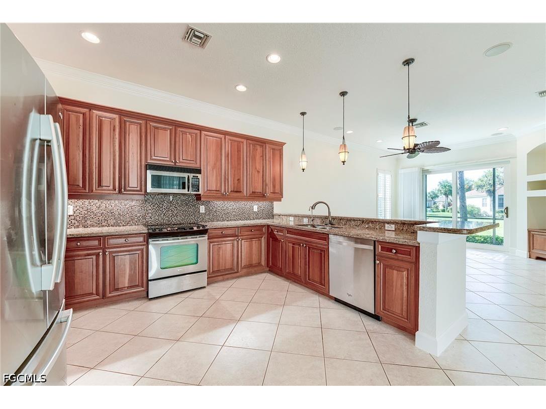 8917 Greenwich Hills Way Fort Myers FL 33908 2026015976 image11