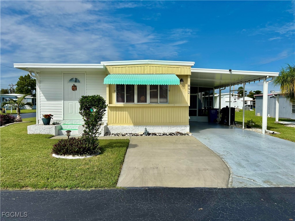 892 Homestead Drive North Fort Myers FL 33917 2025012730 image1