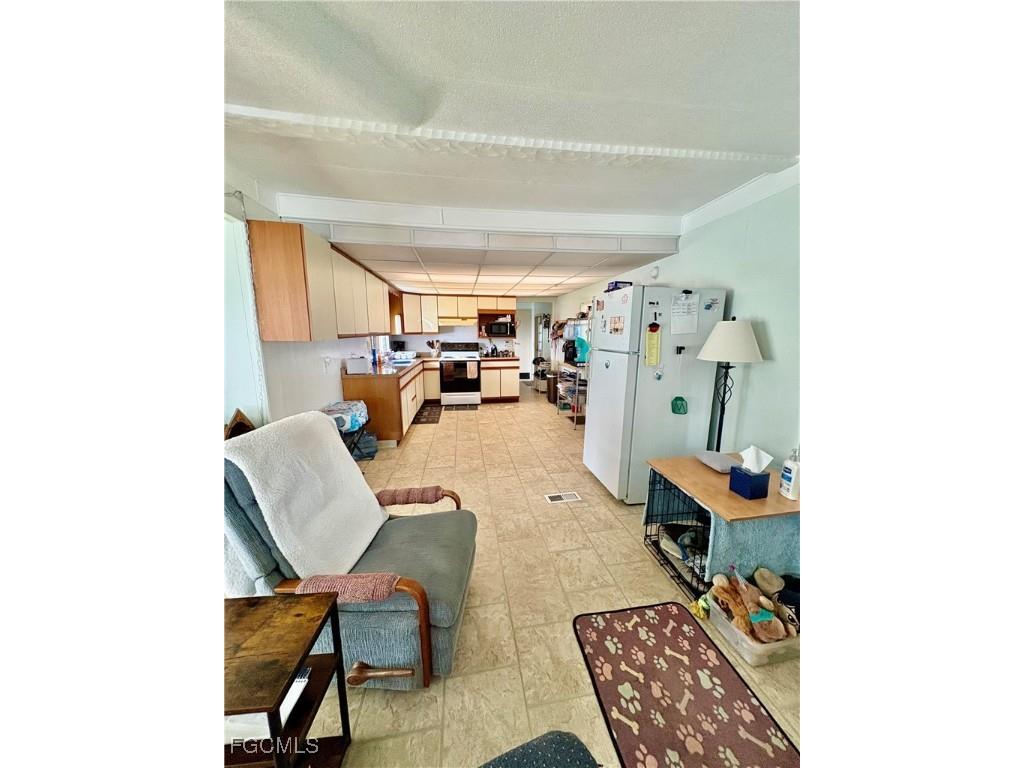 892 Homestead Drive North Fort Myers FL 33917 2025012730 image16