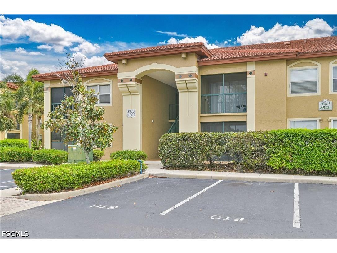8920 Colonnades Court E #514 Bonita Springs FL 34135 2026015362 image1