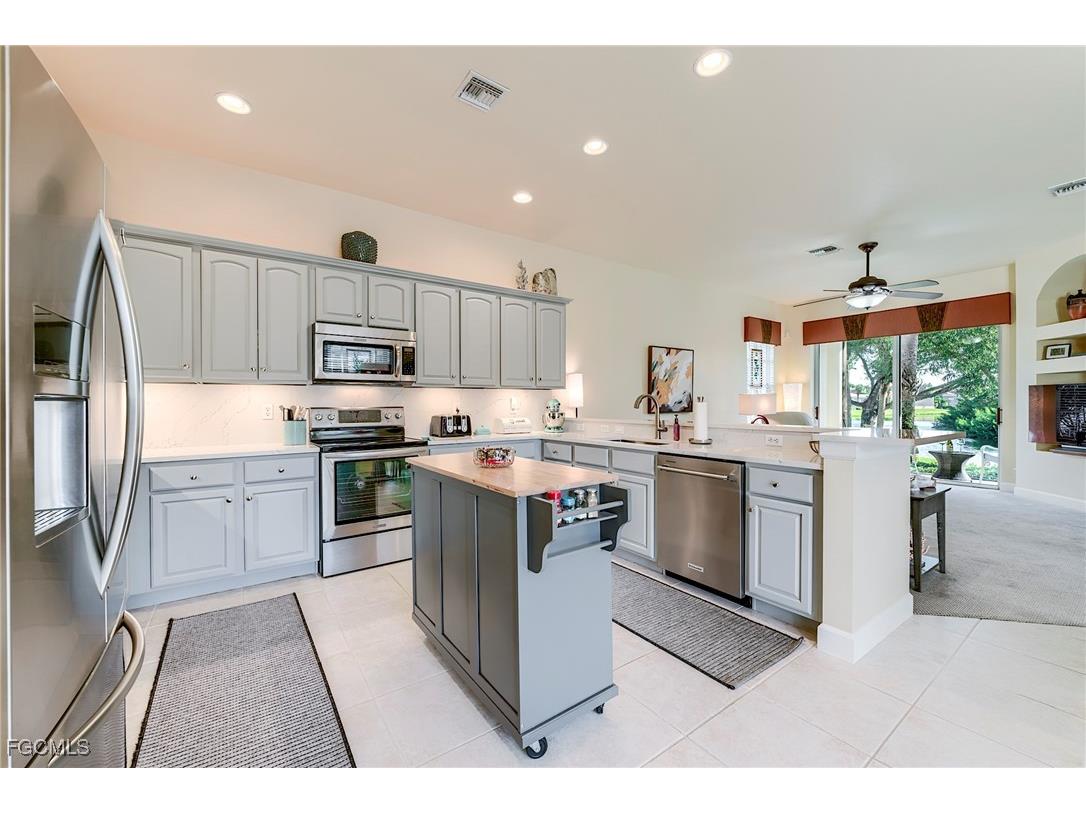 8920 Crown Colony Boulevard Fort Myers FL 33908 2025013231 image13