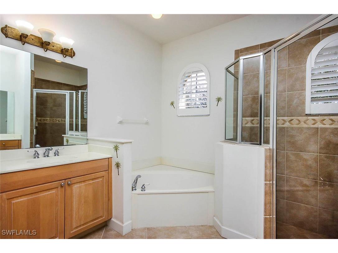 8921 Crown Colony Boulevard Fort Myers FL 33908 224084760 image15