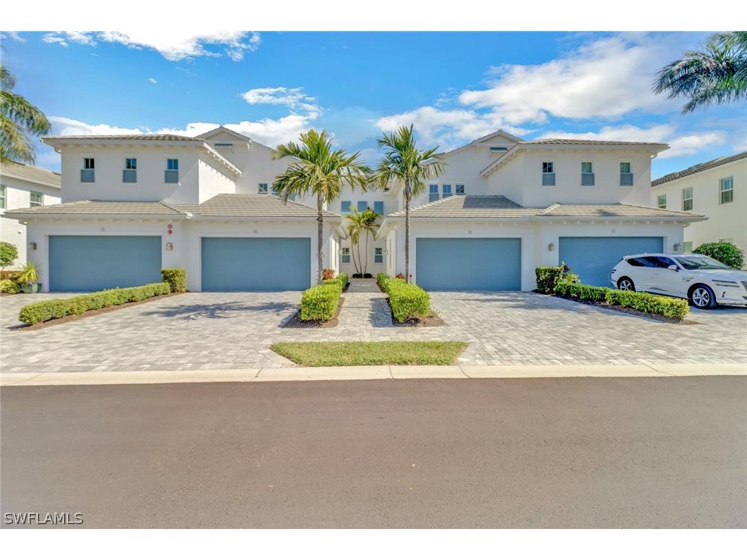 8922 Saint Lucia Drive #101 Naples FL 34114 224032723 image1