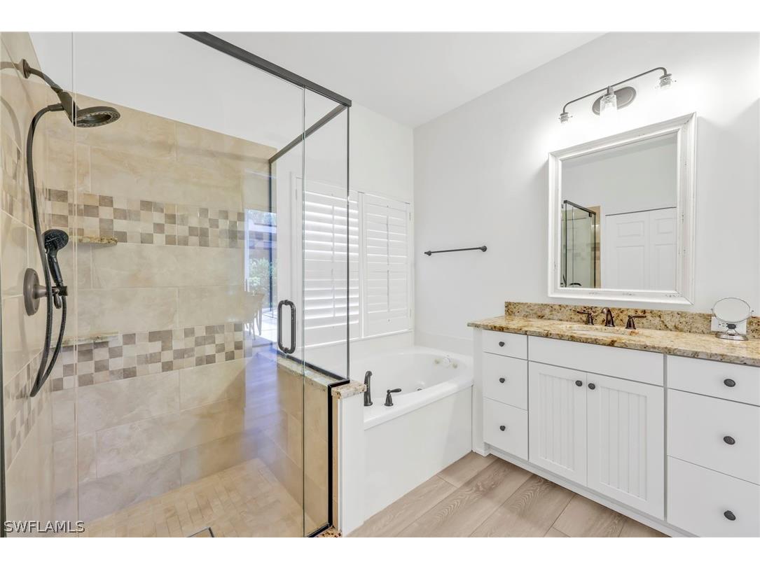 8924 Ventura Way Naples FL 34109 226007272 image18