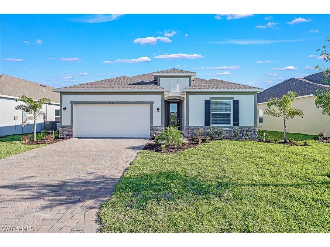 8925 Cascade Price Circle North Fort Myers FL 33917 223036164 image1