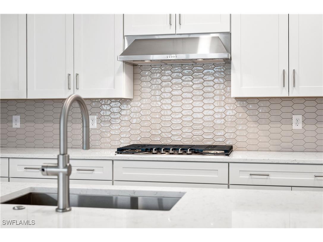 8925 Oceana Way Naples FL 34114 225072750 image6