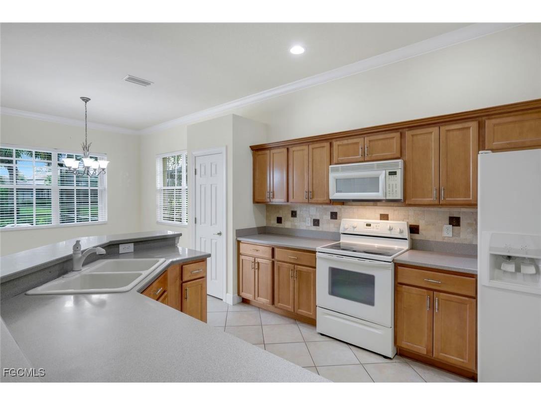 8929 Greenwich Hills Way Fort Myers FL 33908 2025011845 image11