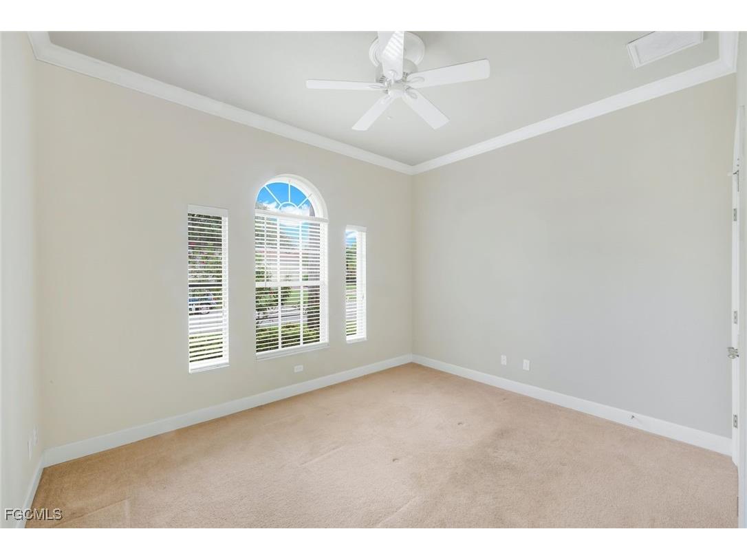 8929 Greenwich Hills Way Fort Myers FL 33908 2025011845 image21