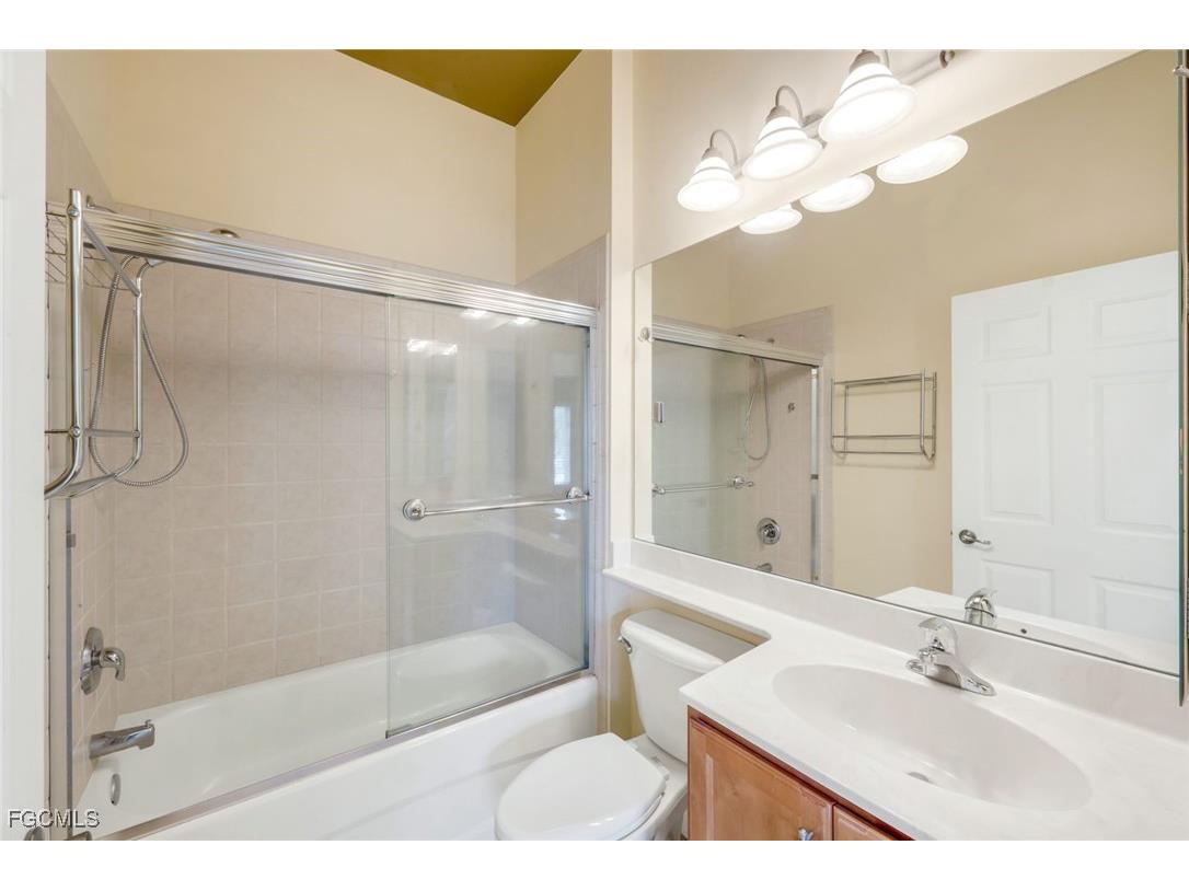 8929 Greenwich Hills Way Fort Myers FL 33908 2025011845 image22