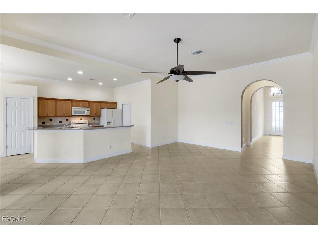 8929 Greenwich Hills Way Fort Myers FL 33908 2025011845 image9