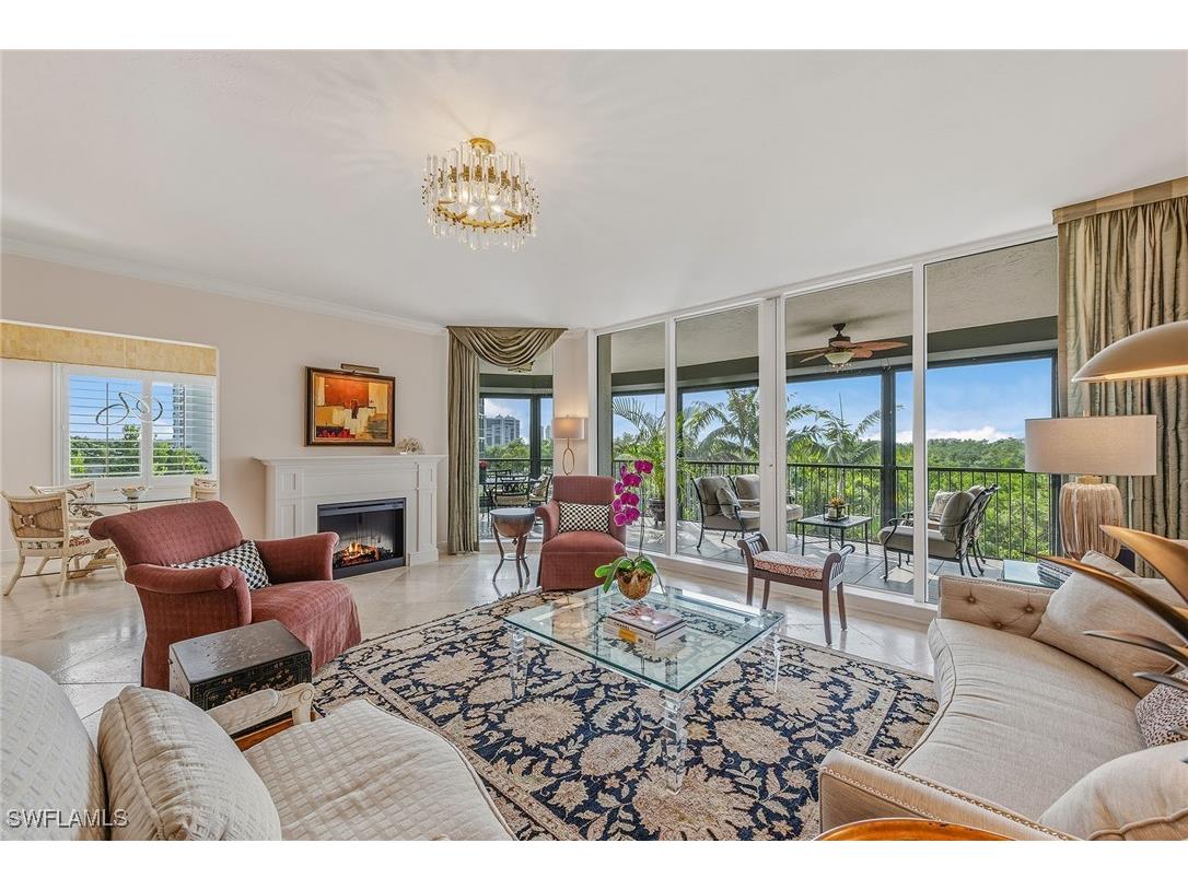 8930 Bay Colony Drive #301 Naples FL 34108 225083946 image1